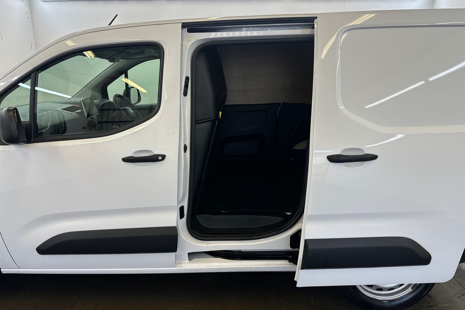 Used Citroen Berlingo 2023 for sale - 77140555: Photo 19