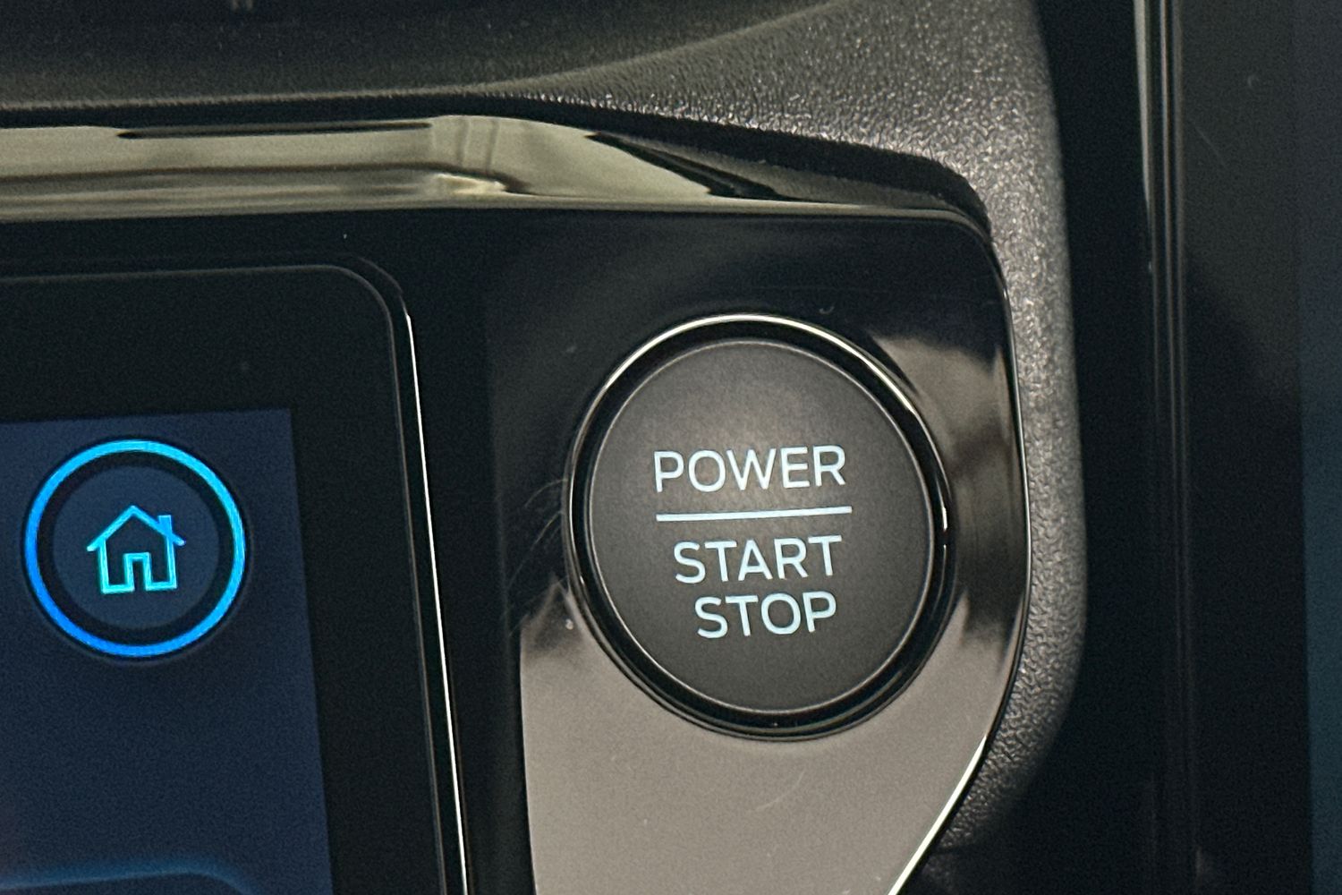 Used Ford Puma 2025 for sale - 76950944: Photo 24