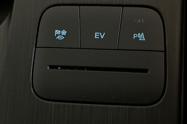 Used Ford Kuga 2021 for sale - 76220356: Photo 30