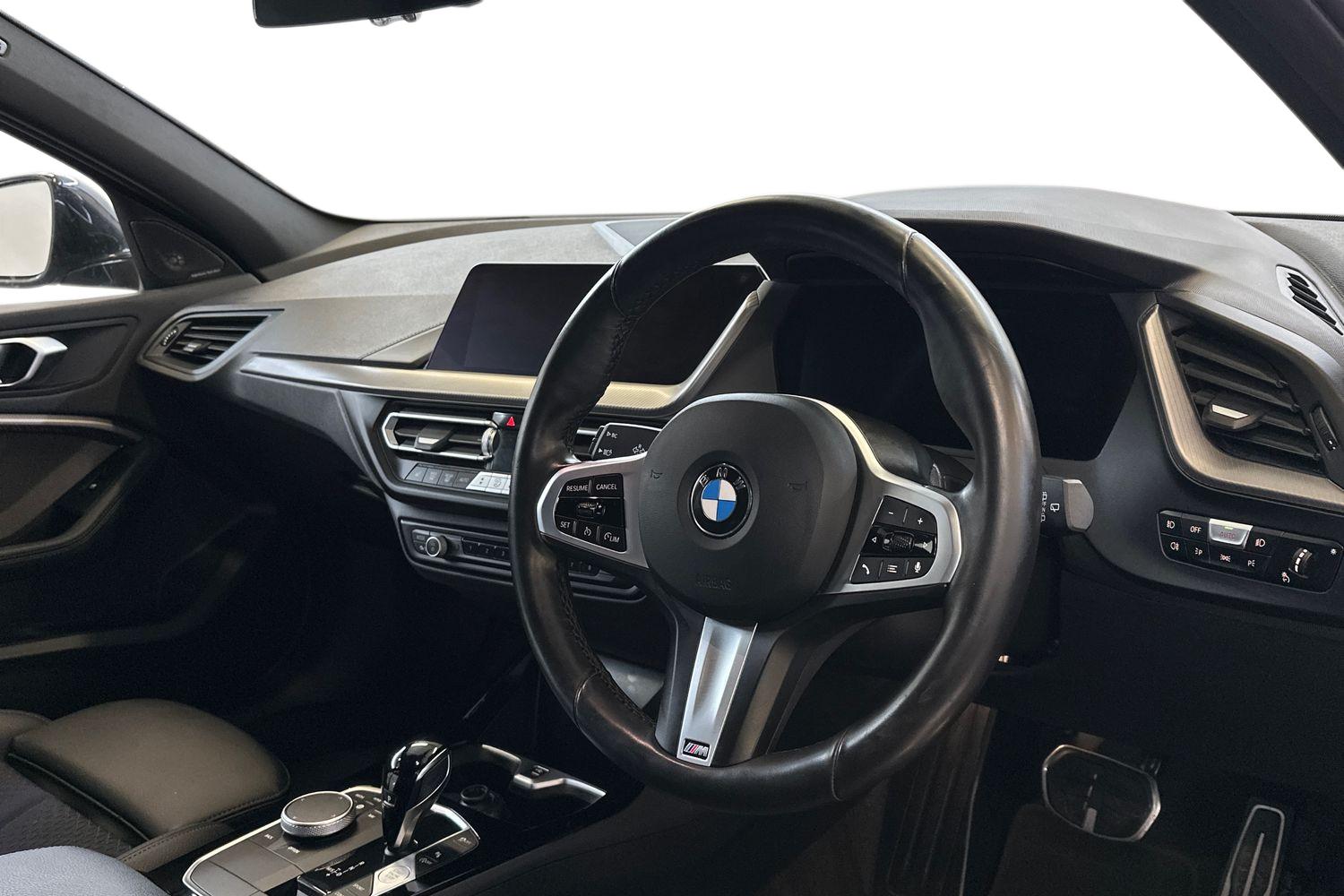 Used BMW 1 Series 2024 for sale - 76969626: Photo 12