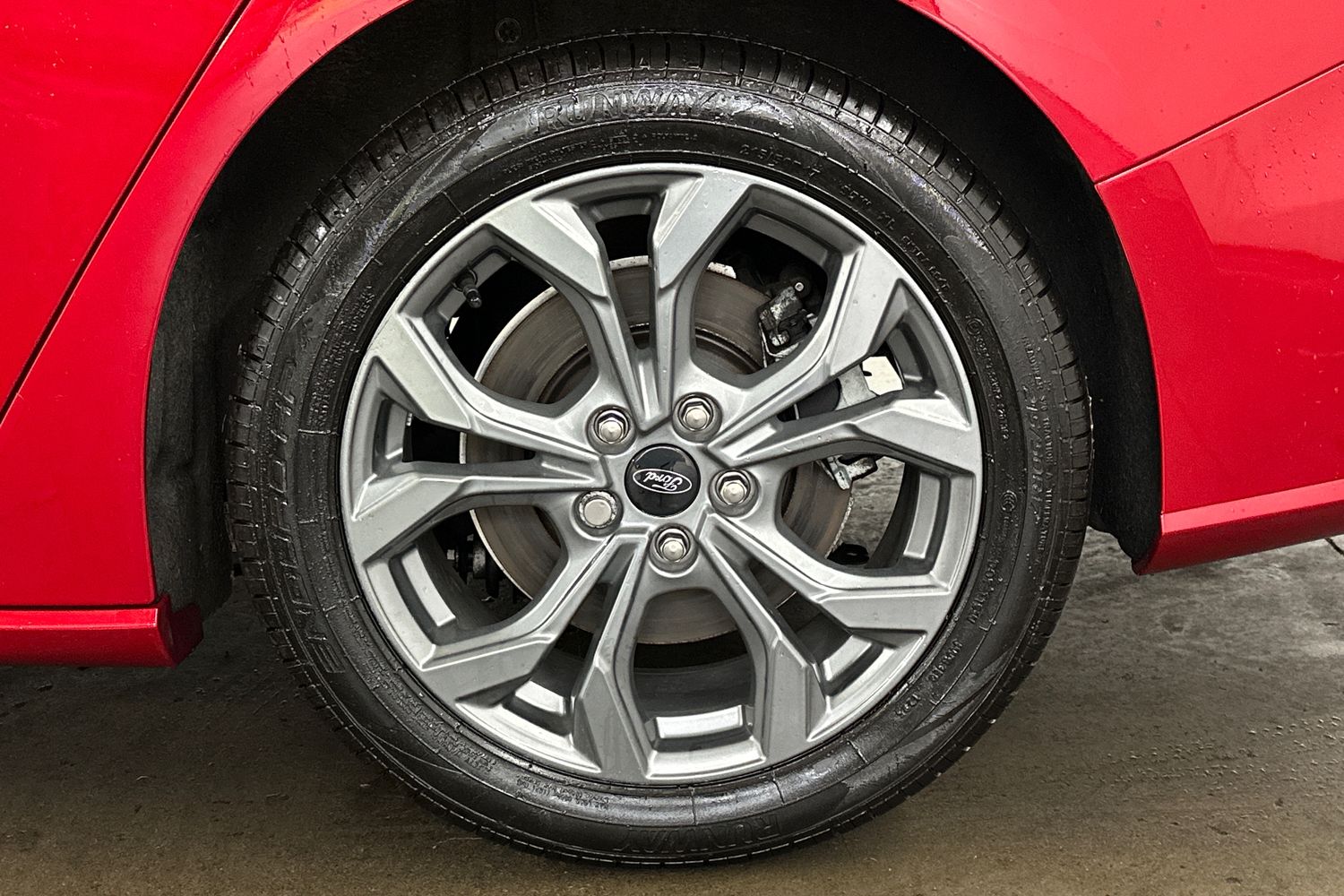 Used Ford Focus 2023 for sale - 76047660: Photo 10
