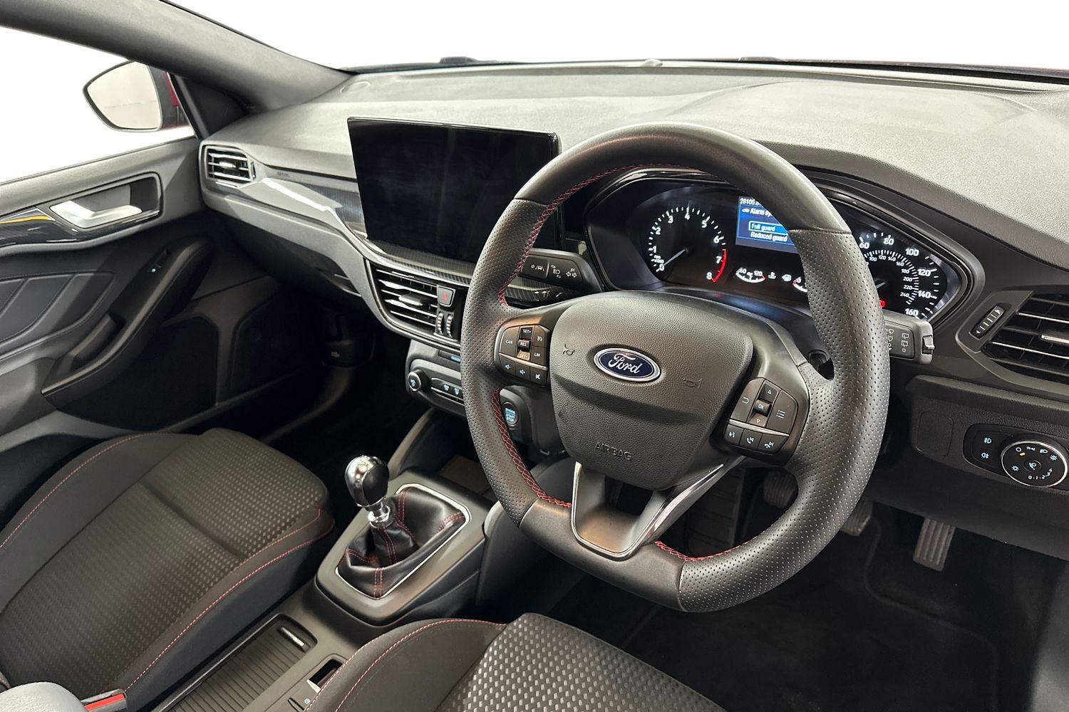 Used Ford Focus 2023 for sale - 76047660: Photo 11