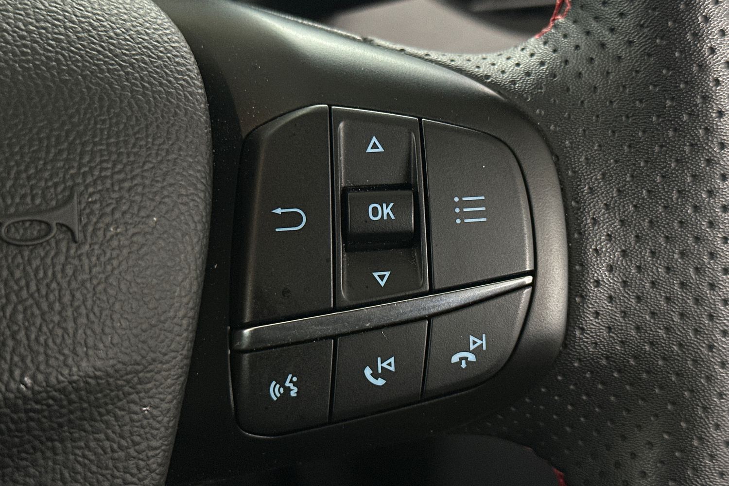 Used Ford Focus 2023 for sale - 76047660: Photo 24