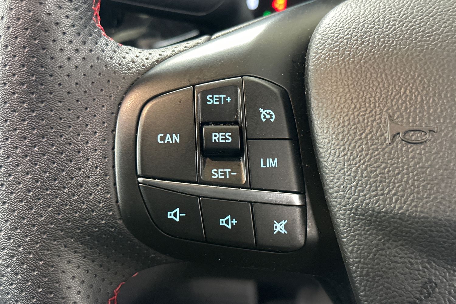Used Ford Focus 2023 for sale - 76047660: Photo 25