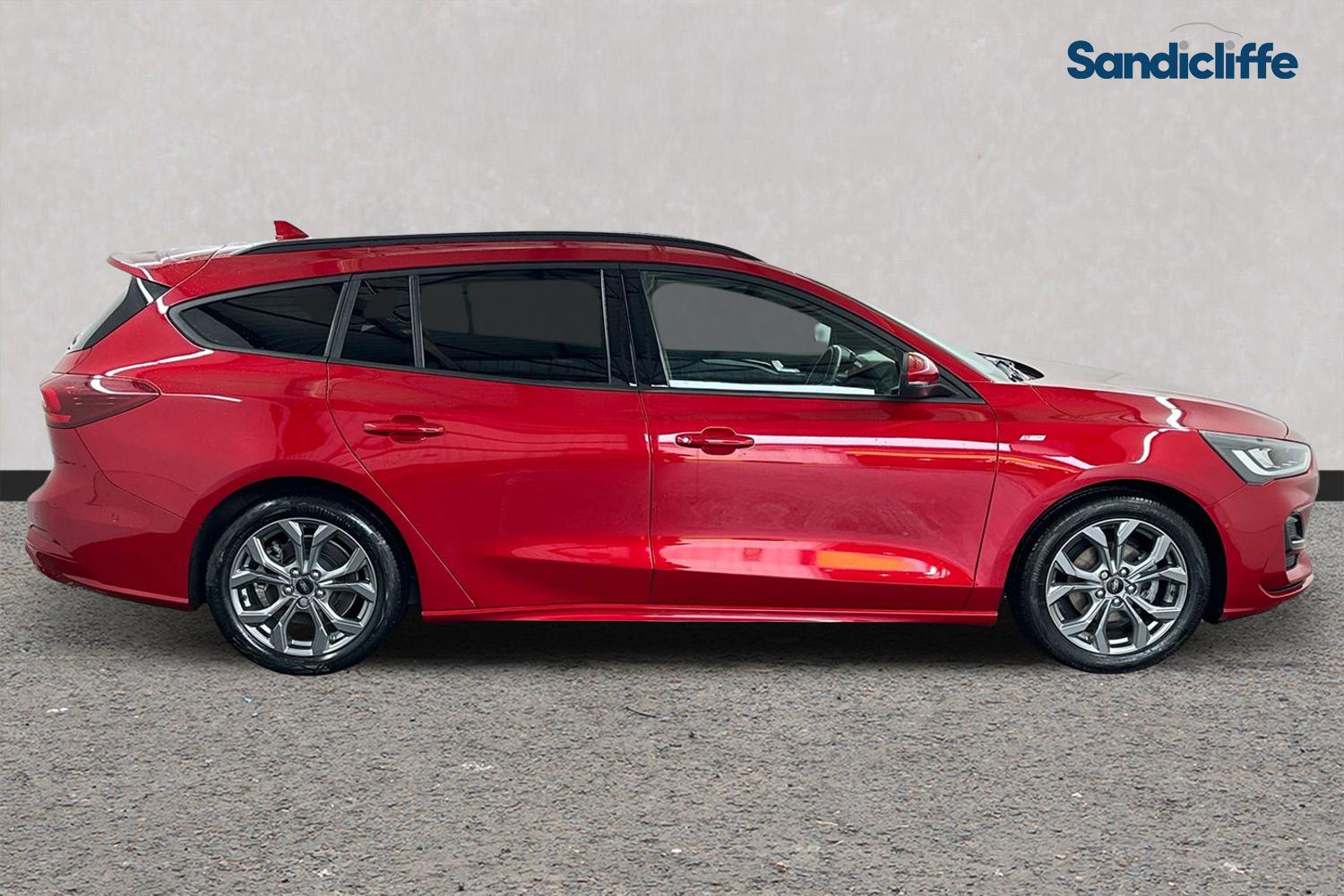Used Ford Focus 2023 for sale - 76047660: Photo 3