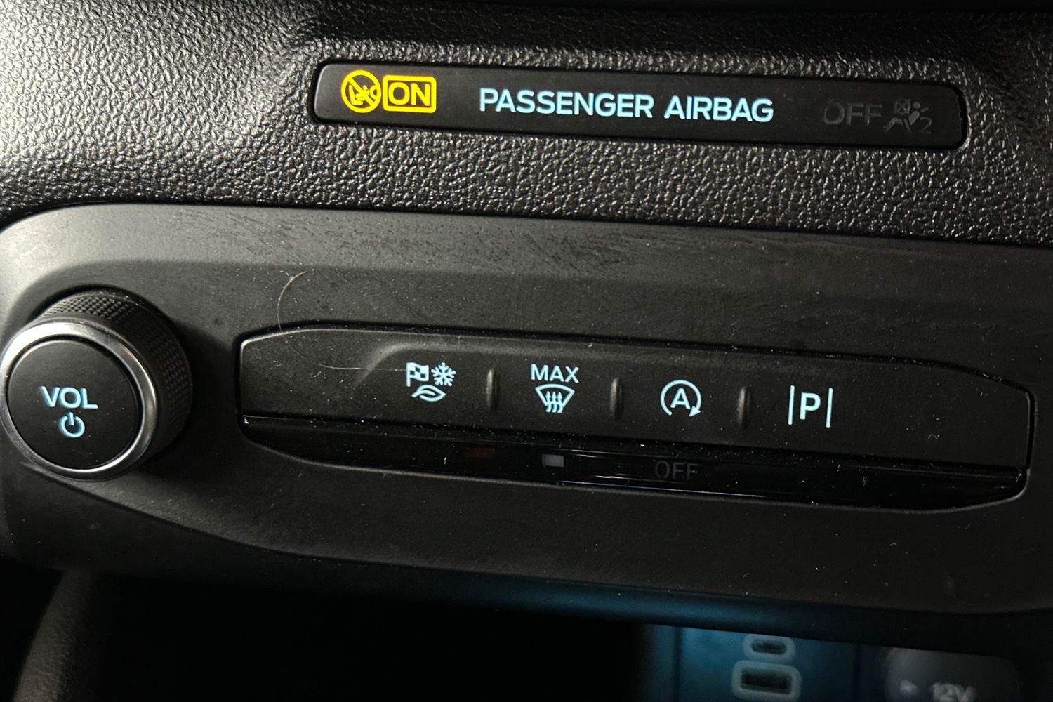 Used Ford Focus 2023 for sale - 76047660: Photo 32