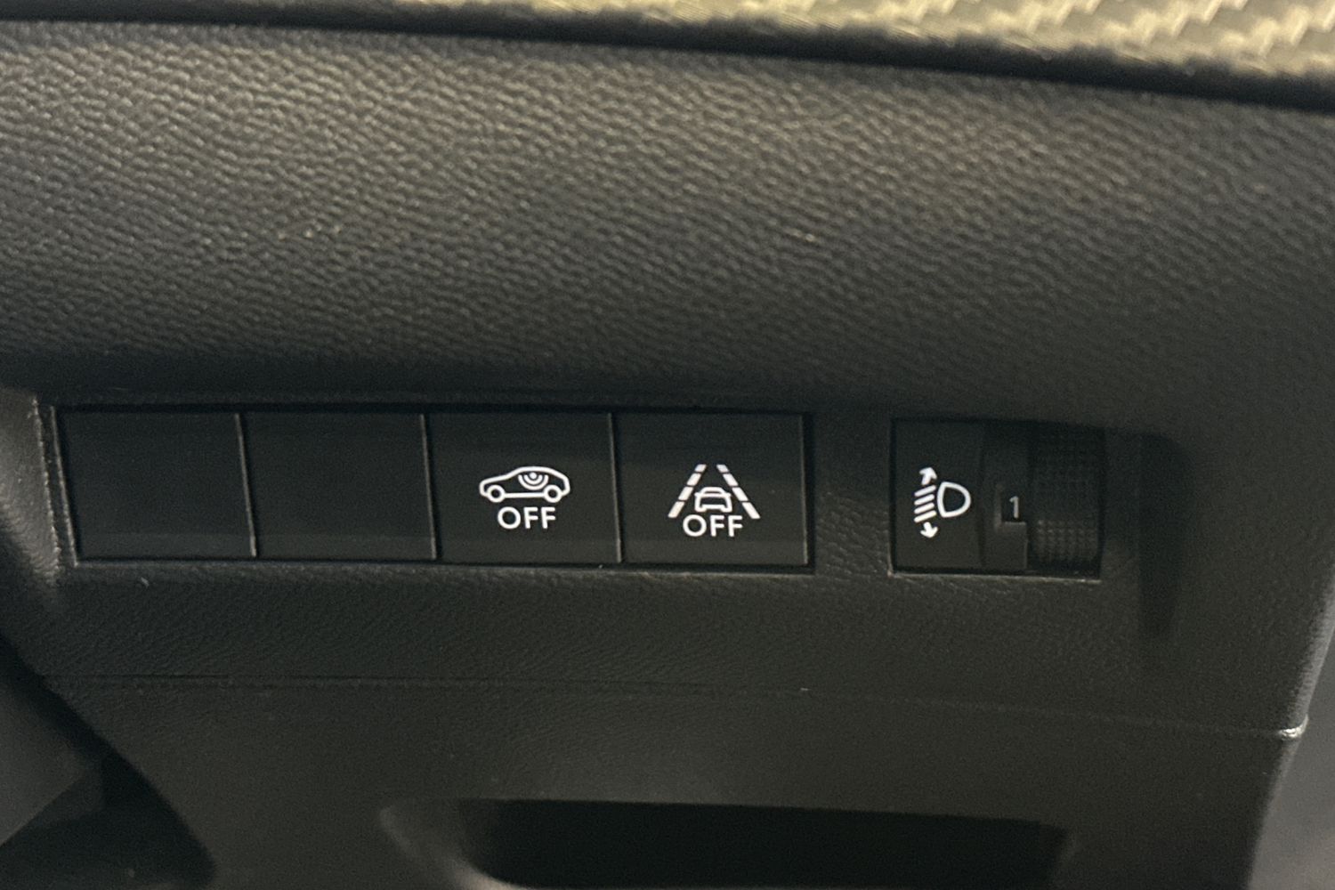 Used Peugeot 2008 2023 for sale - 77465494: Photo 23