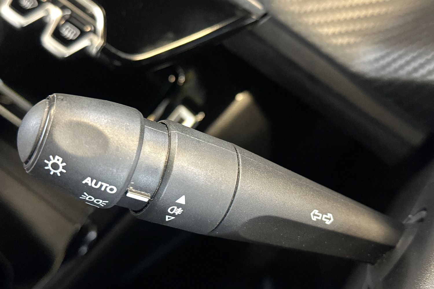 Used Peugeot 2008 2023 for sale - 77465494: Photo 27