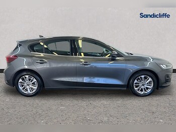 Used Ford Focus 2023 for sale - 77822007: Photo