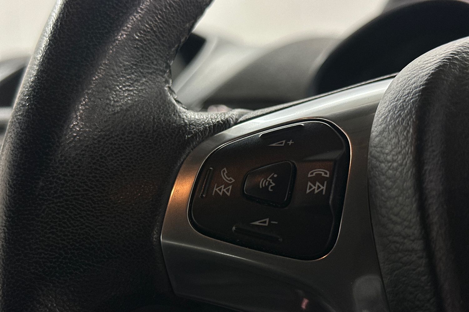 Used Ford Fiesta 2015 for sale - 76536530: Photo 21