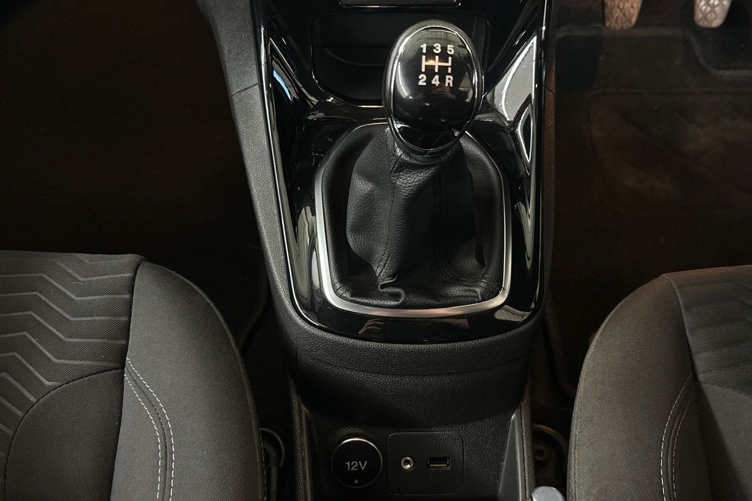 Used Ford Fiesta 2015 for sale - 76536530: Photo 24