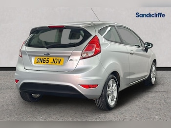 Used Ford Fiesta 2015 for sale - 76536530: Photo