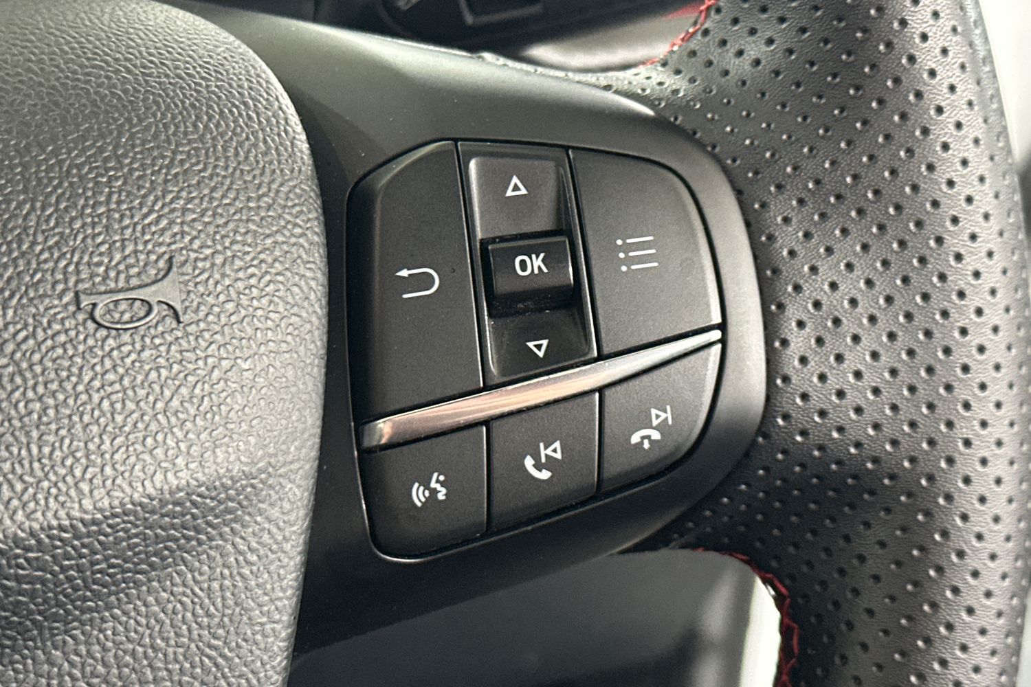 Used Ford Puma 2020 for sale - 75662856: Photo 24