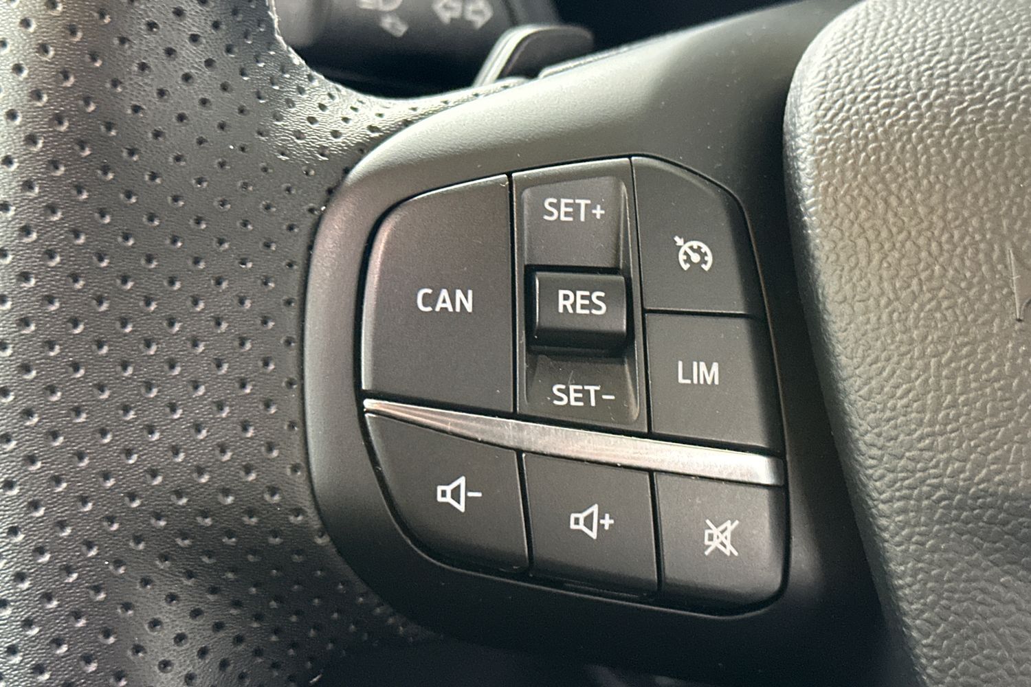 Used Ford Puma 2023 for sale - 76007030: Photo 24