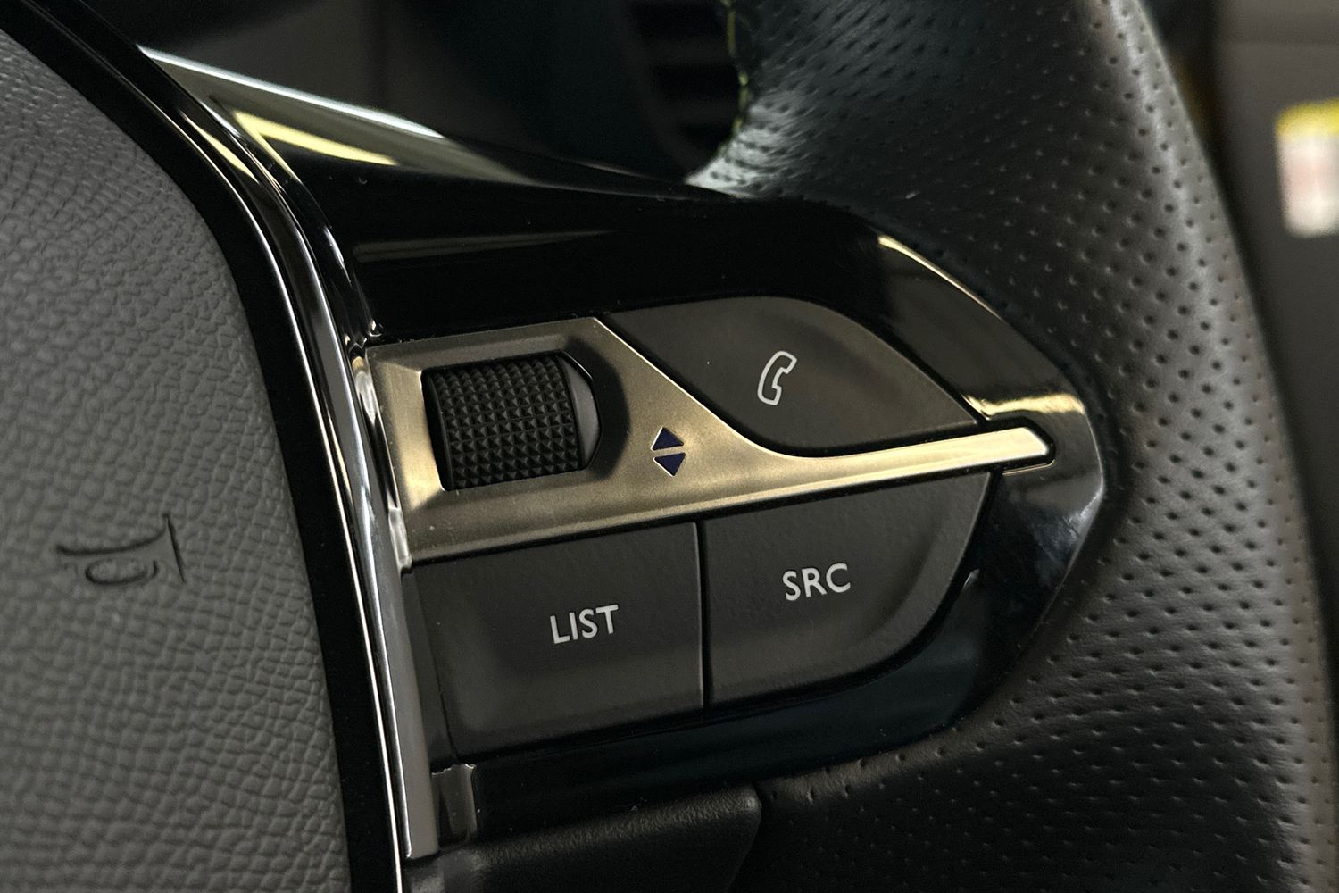 Used Peugeot 208 2022 for sale - 77277228: Photo 27