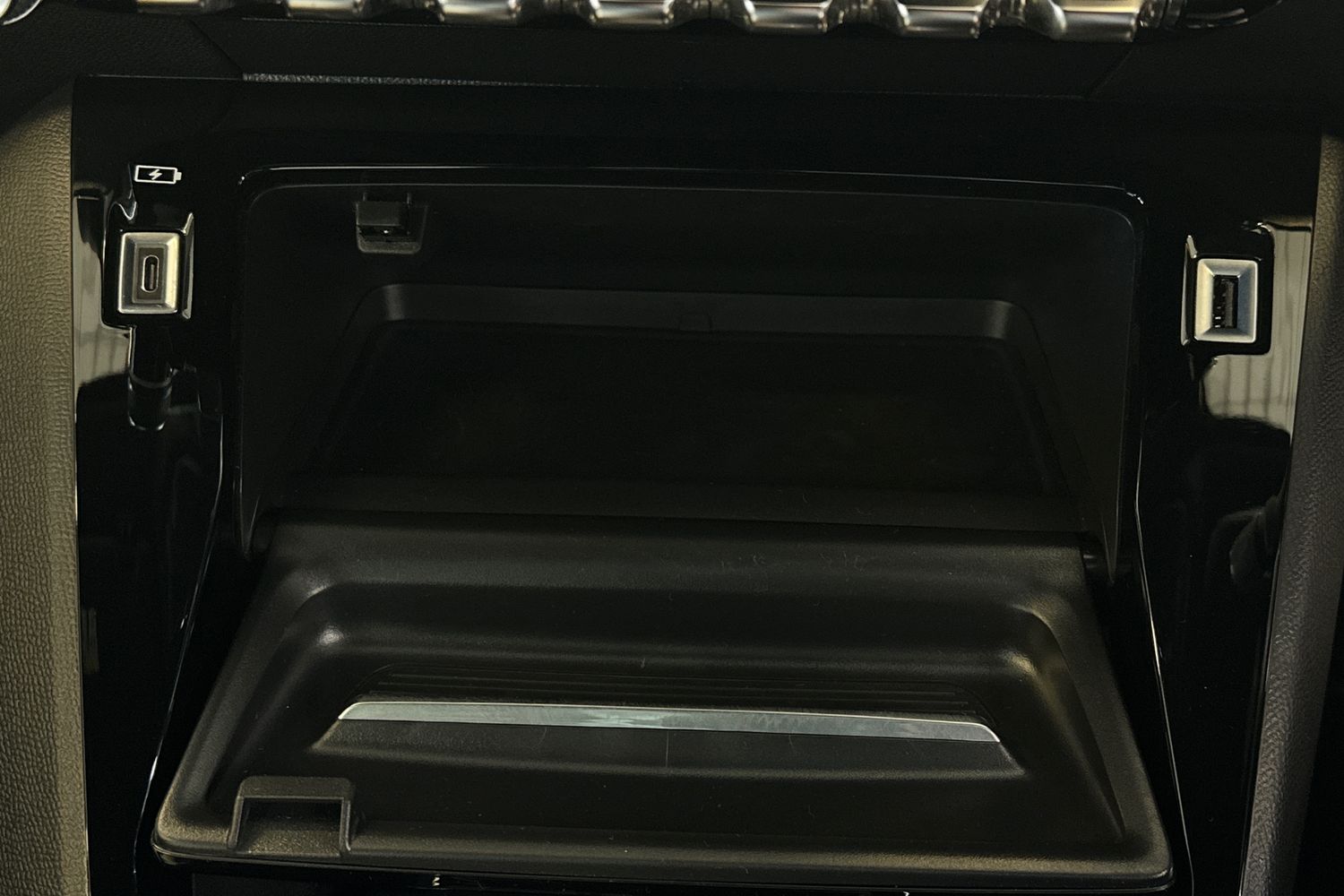 Used Peugeot 208 2022 for sale - 77277228: Photo 39