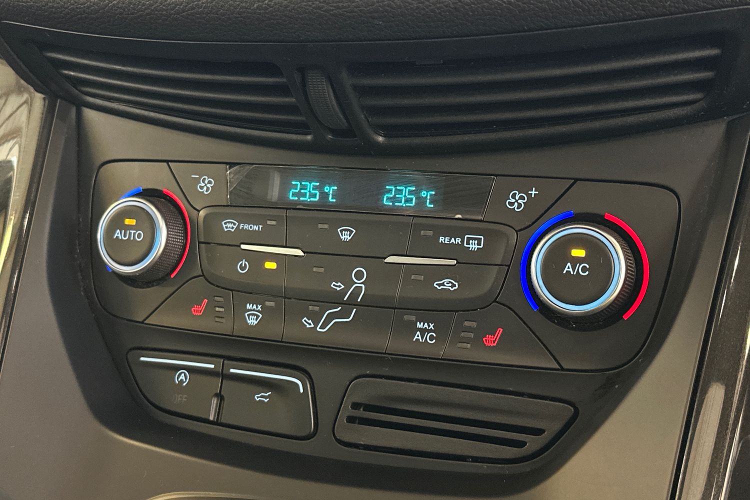 Used Ford Kuga 2019 for sale - 77760432: Photo 40