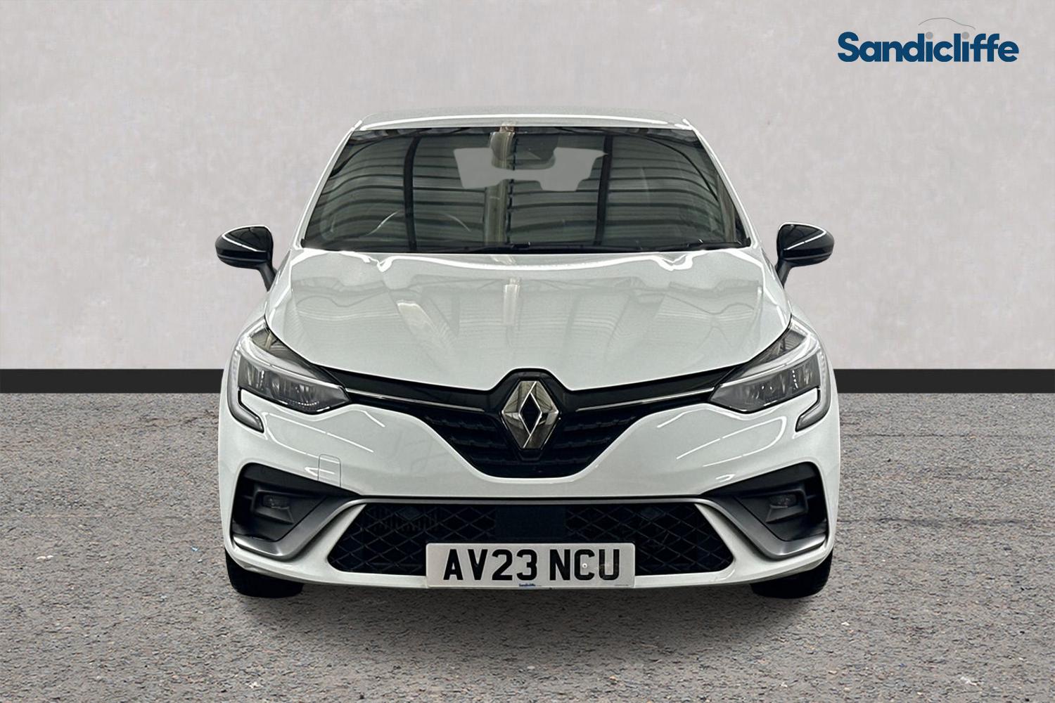 Used Renault Clio 2023 for sale - 76605443: Photo 2