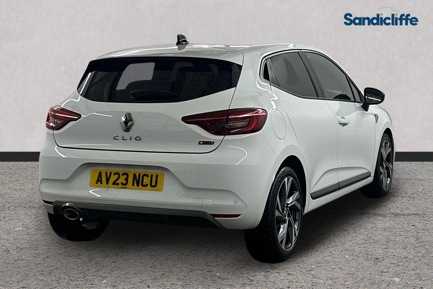 Used Renault Clio 2023 for sale - 76605443: Photo 4