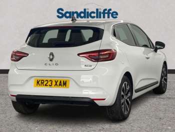 Used Renault Clio 2023 for sale - 74835902: Photo