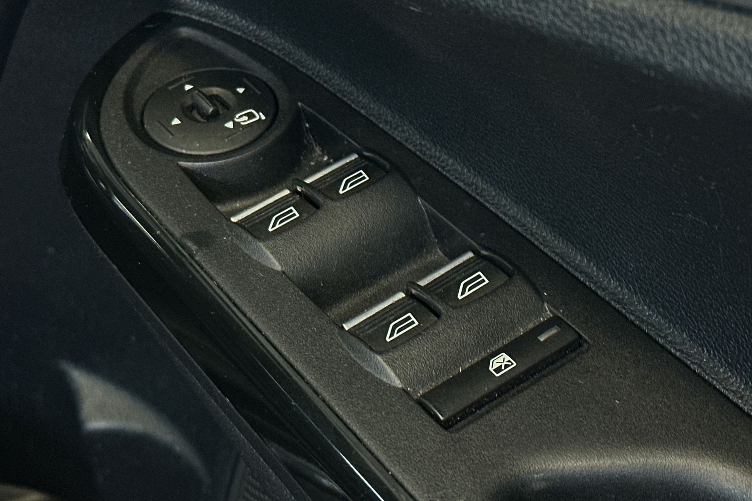 Used Ford B-MAX 2015 for sale - 77656068: Photo 23