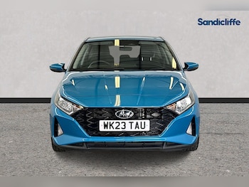 Used Hyundai i20 2023 for sale - 78018130: Photo