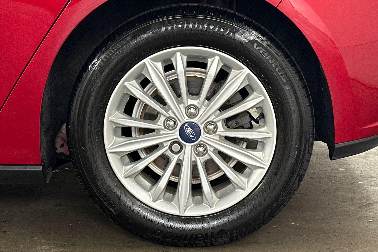 Used Ford Focus 2020 for sale - 76120421: Photo 10