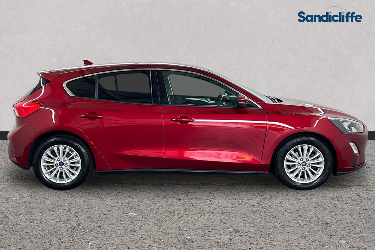 Used Ford Focus 2020 for sale - 76120421: Photo 3