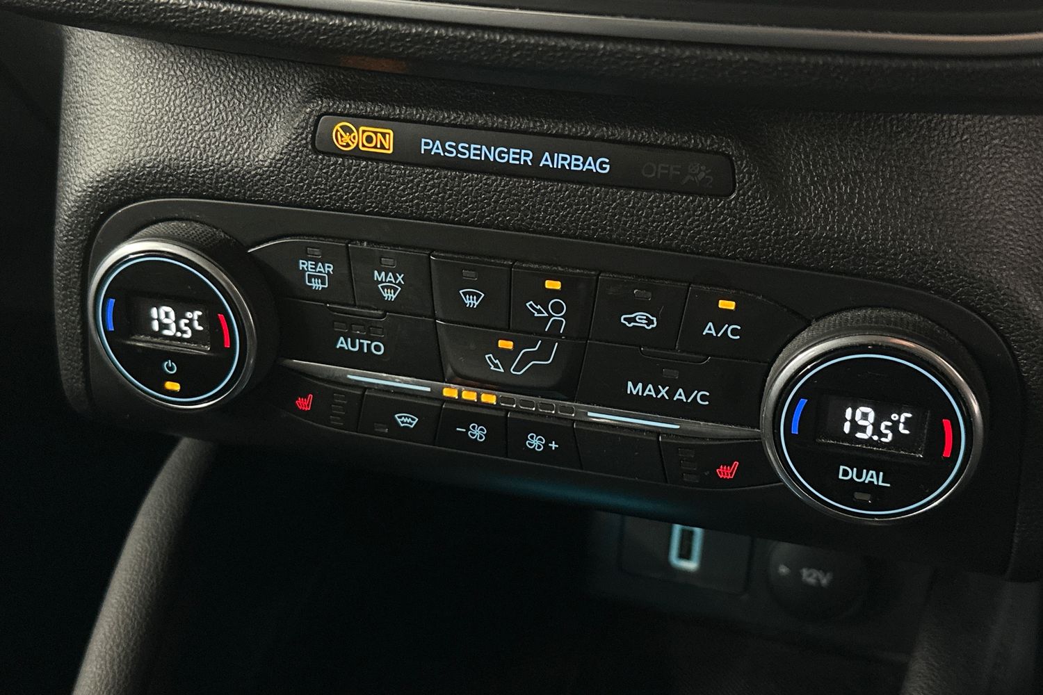 Used Ford Focus 2020 for sale - 76120421: Photo 33