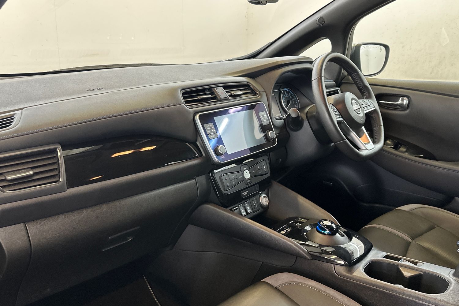 Used Nissan Leaf 2023 for sale - 77543558: Photo 14