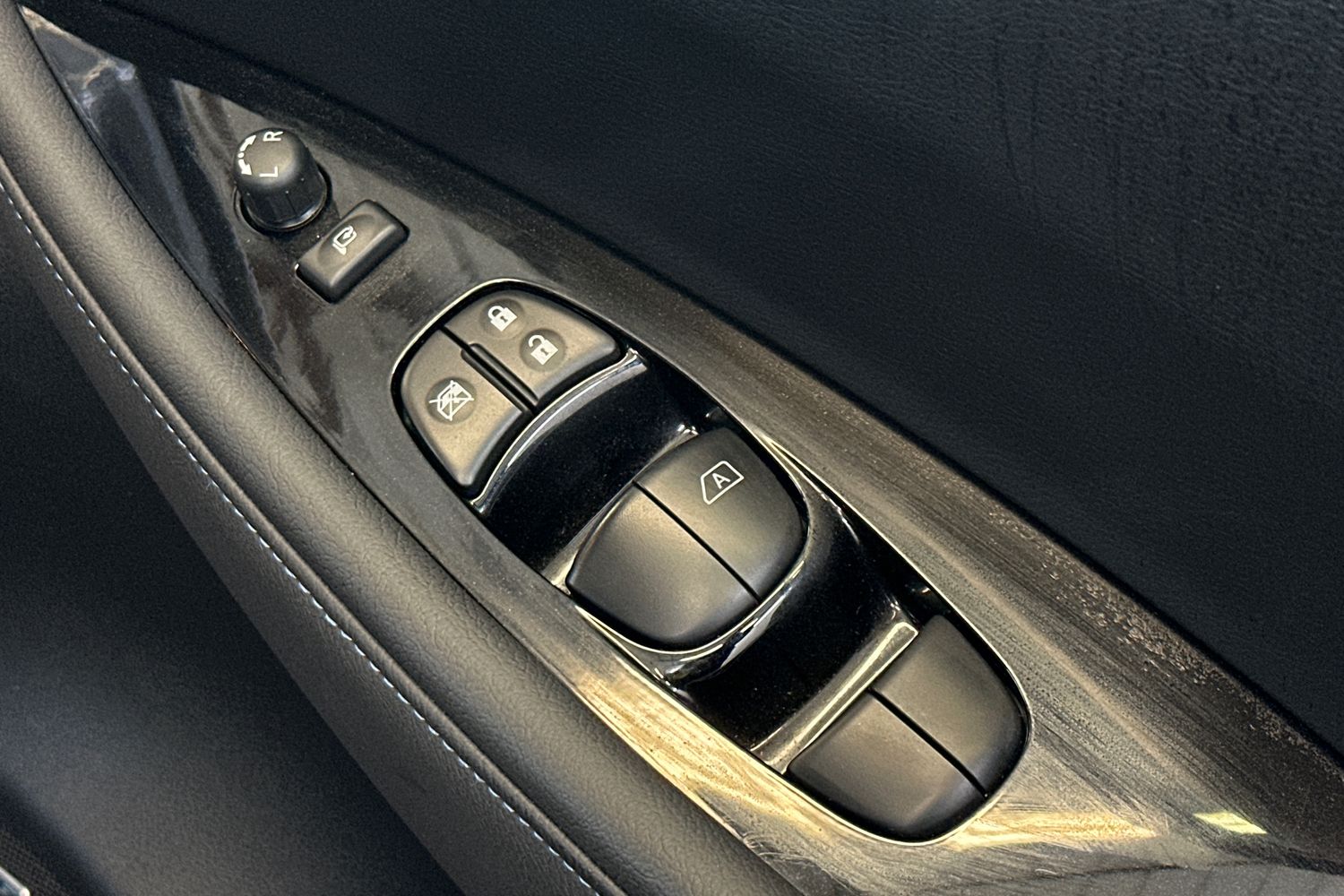 Used Nissan Leaf 2023 for sale - 77543558: Photo 22