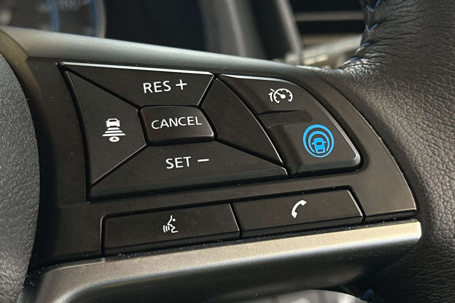 Used Nissan Leaf 2023 for sale - 77543558: Photo 24