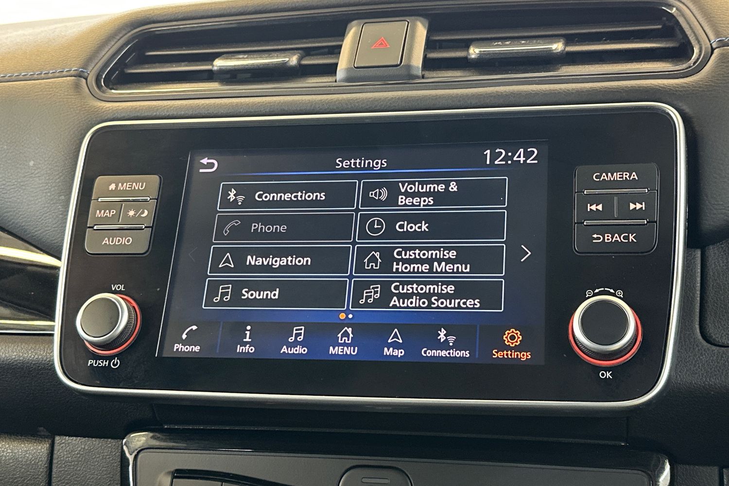 Used Nissan Leaf 2023 for sale - 77543558: Photo 33