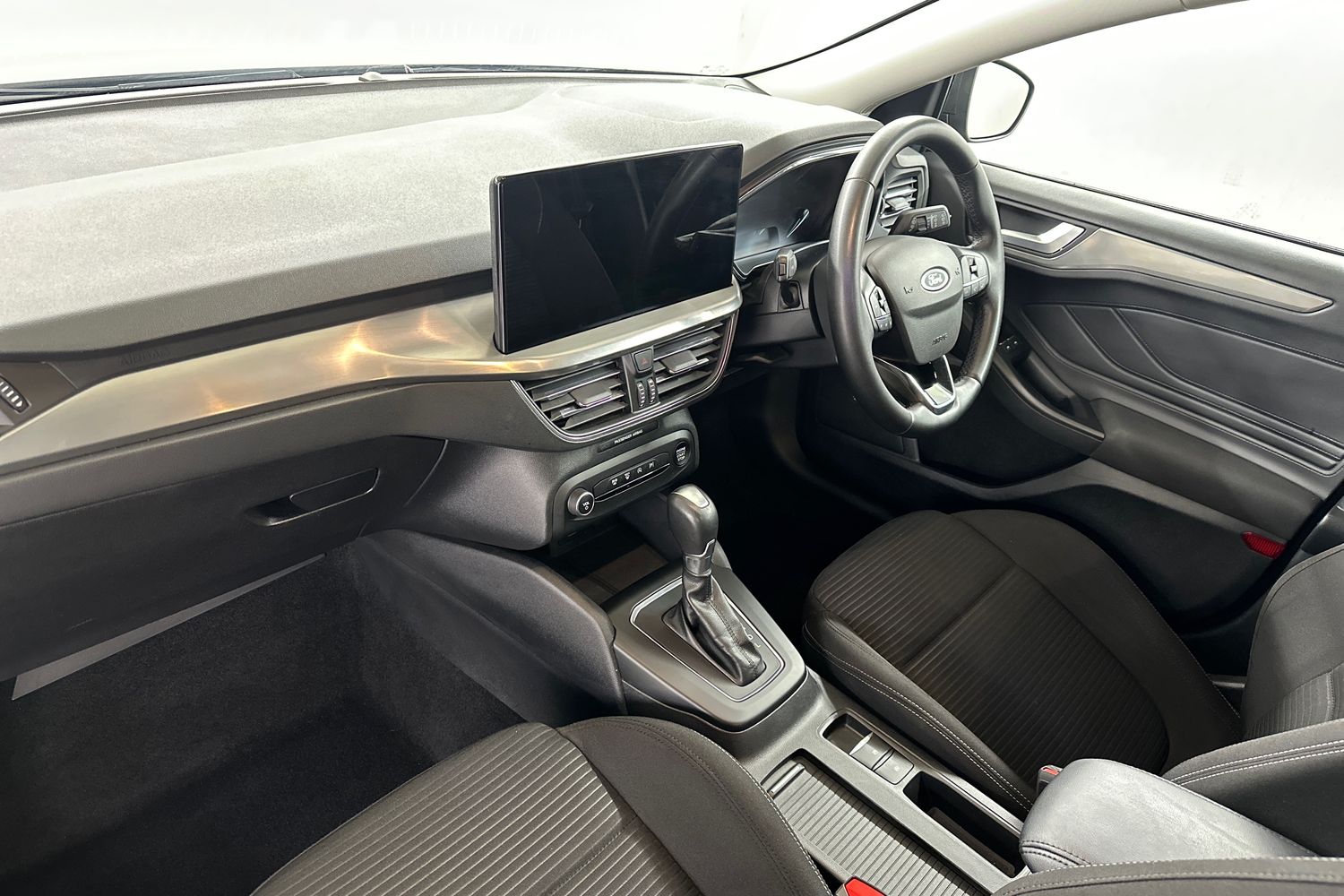 Used Ford Focus 2023 for sale - 76058238: Photo 12
