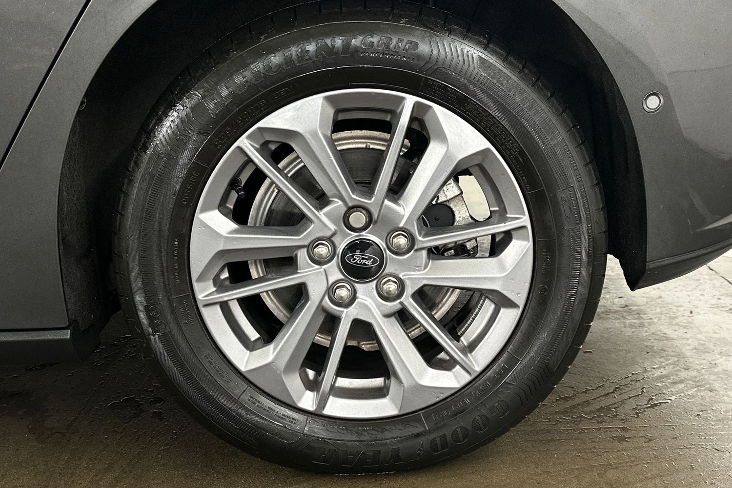 Used Ford Focus 2023 for sale - 76058238: Photo 8