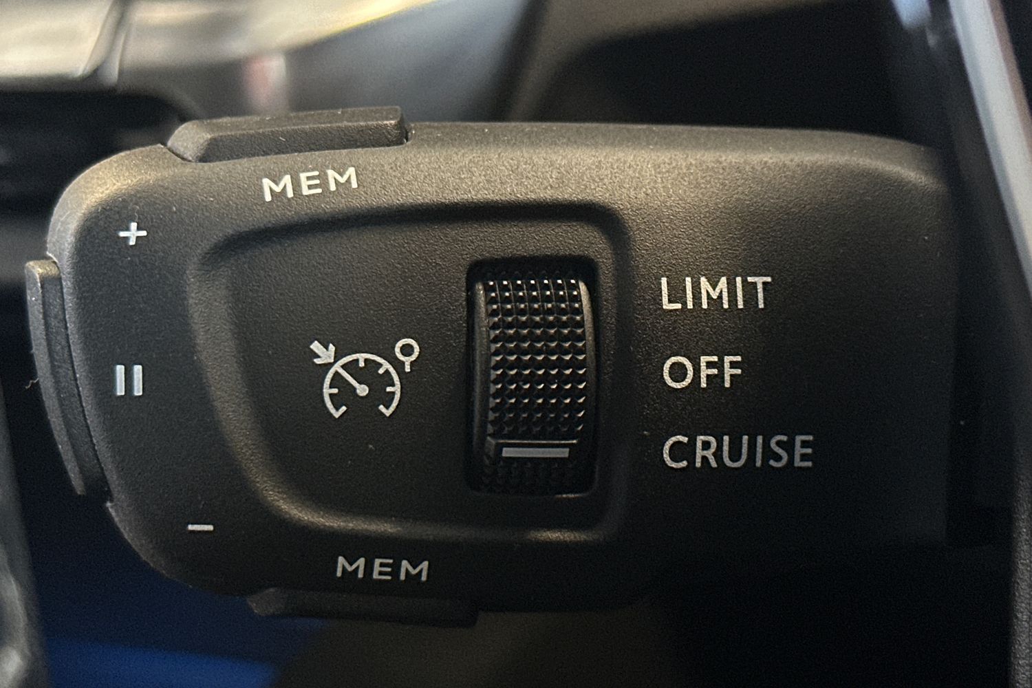 Used Peugeot 3008 2020 for sale - 77902248: Photo 30