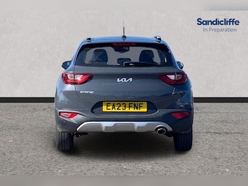 Used Kia Stonic 2023 for sale - 78454468: Photo