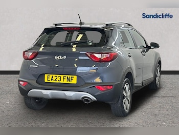 Used Kia Stonic 2023 for sale - 78454468: Photo