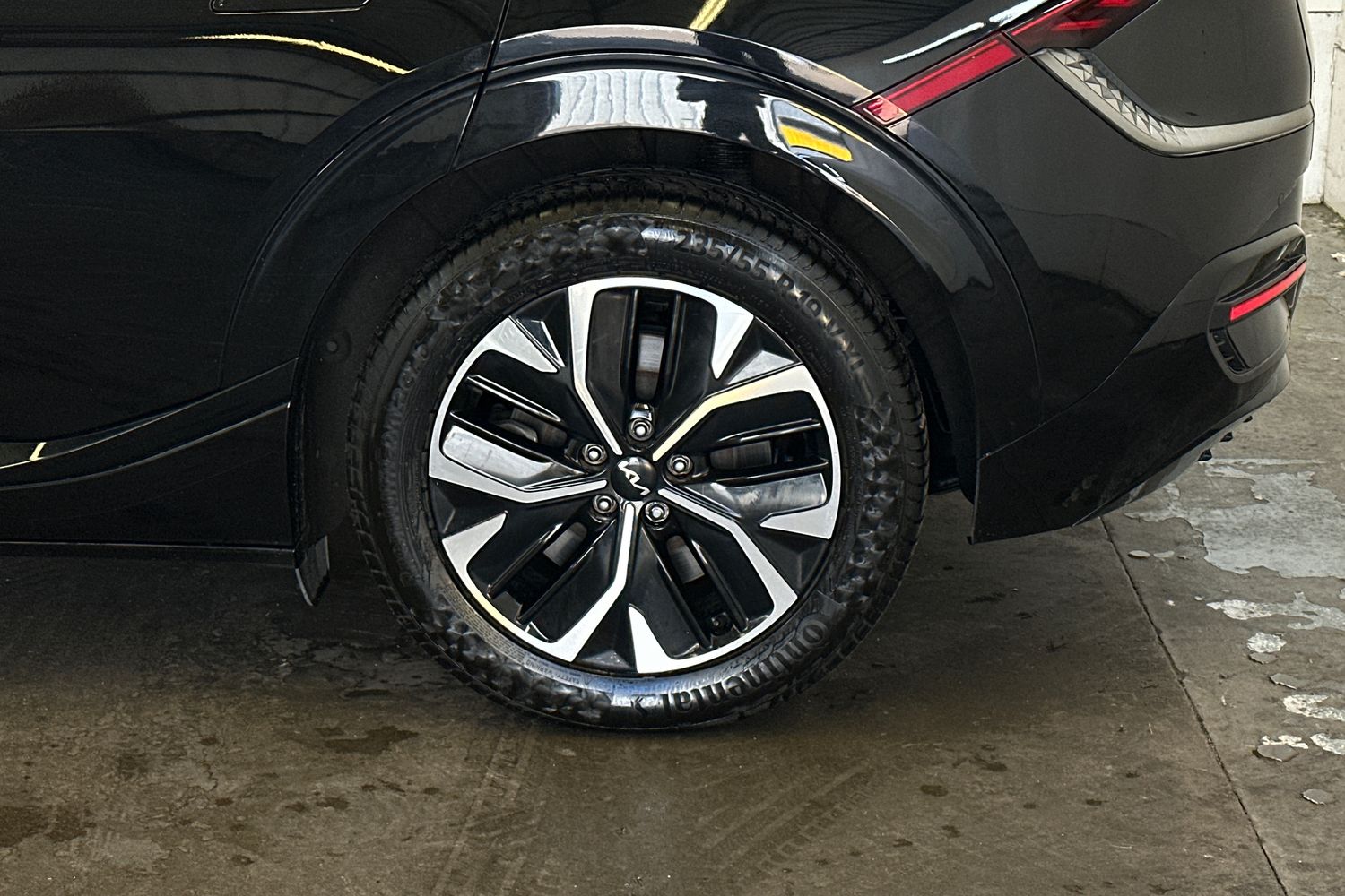 Used Kia EV6 2023 for sale - 78125342: Photo 11