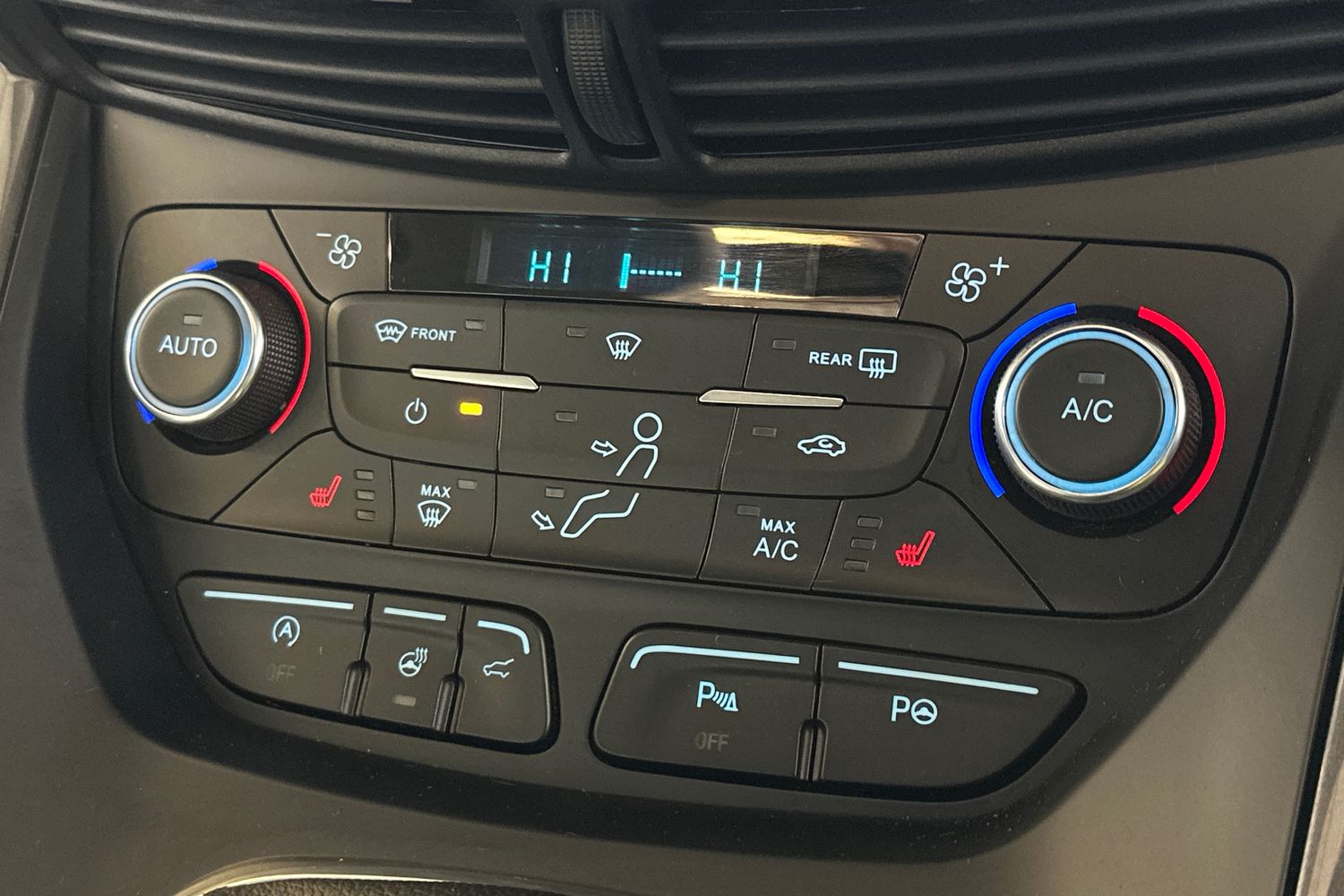 Used Ford Kuga 2018 for sale - 77998282: Photo 41