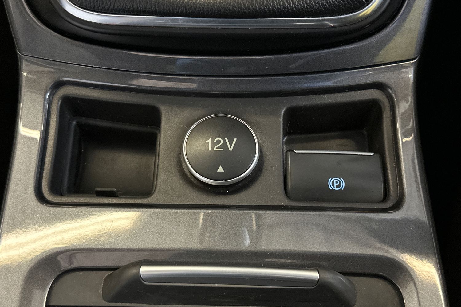 Used Ford Kuga 2018 for sale - 77998282: Photo 42