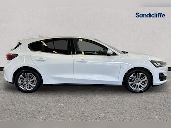 Used Ford Focus 2023 for sale - 77851122: Photo