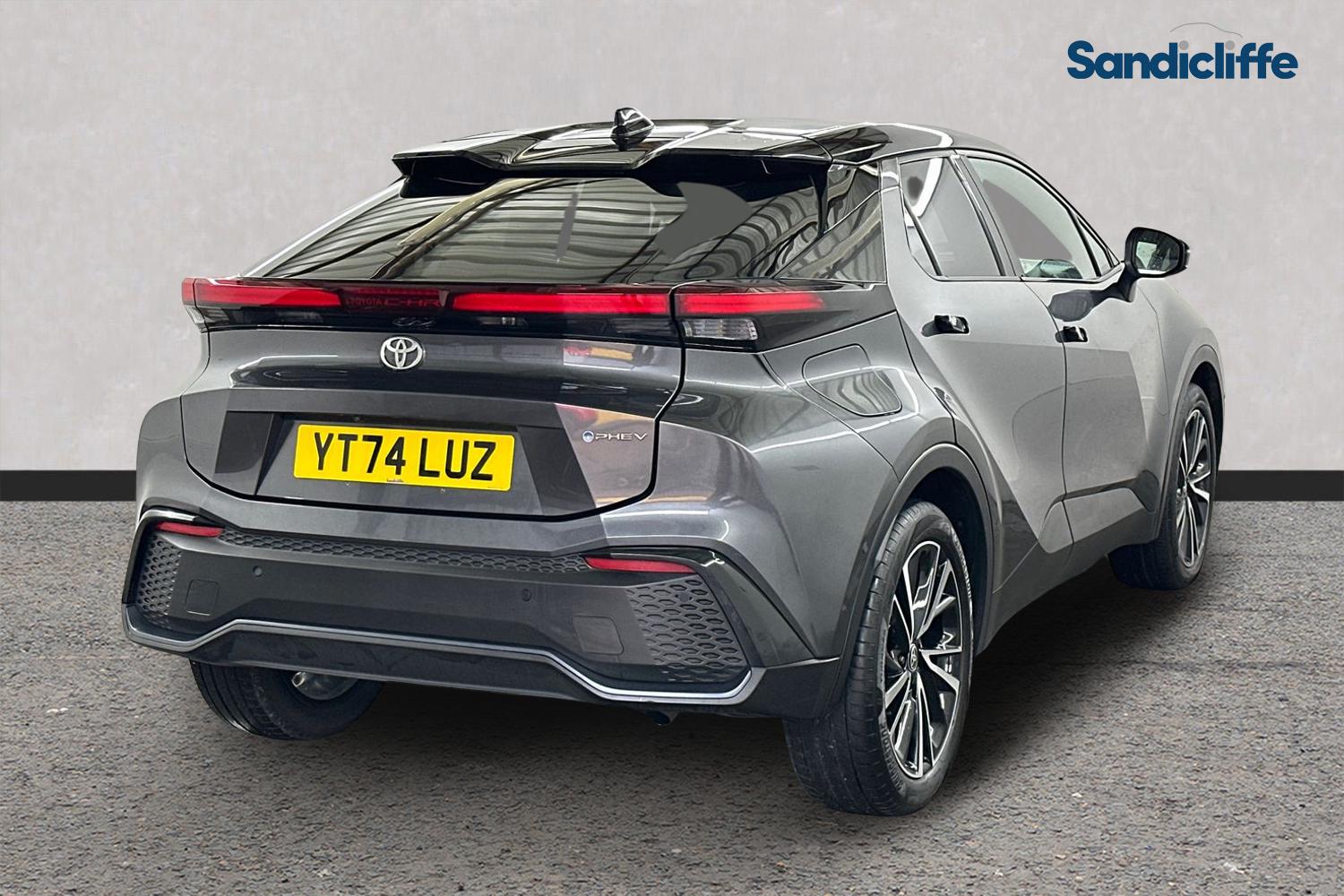 Used Toyota C-HR 2024 for sale - 76396795: Photo 4