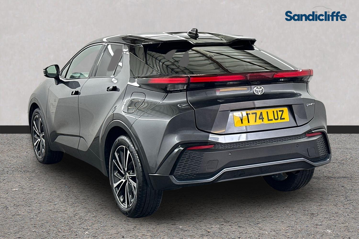 Used Toyota C-HR 2024 for sale - 76396795: Photo 6