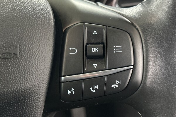 Used Ford Fiesta 2018 for sale - 76120419: Photo 24