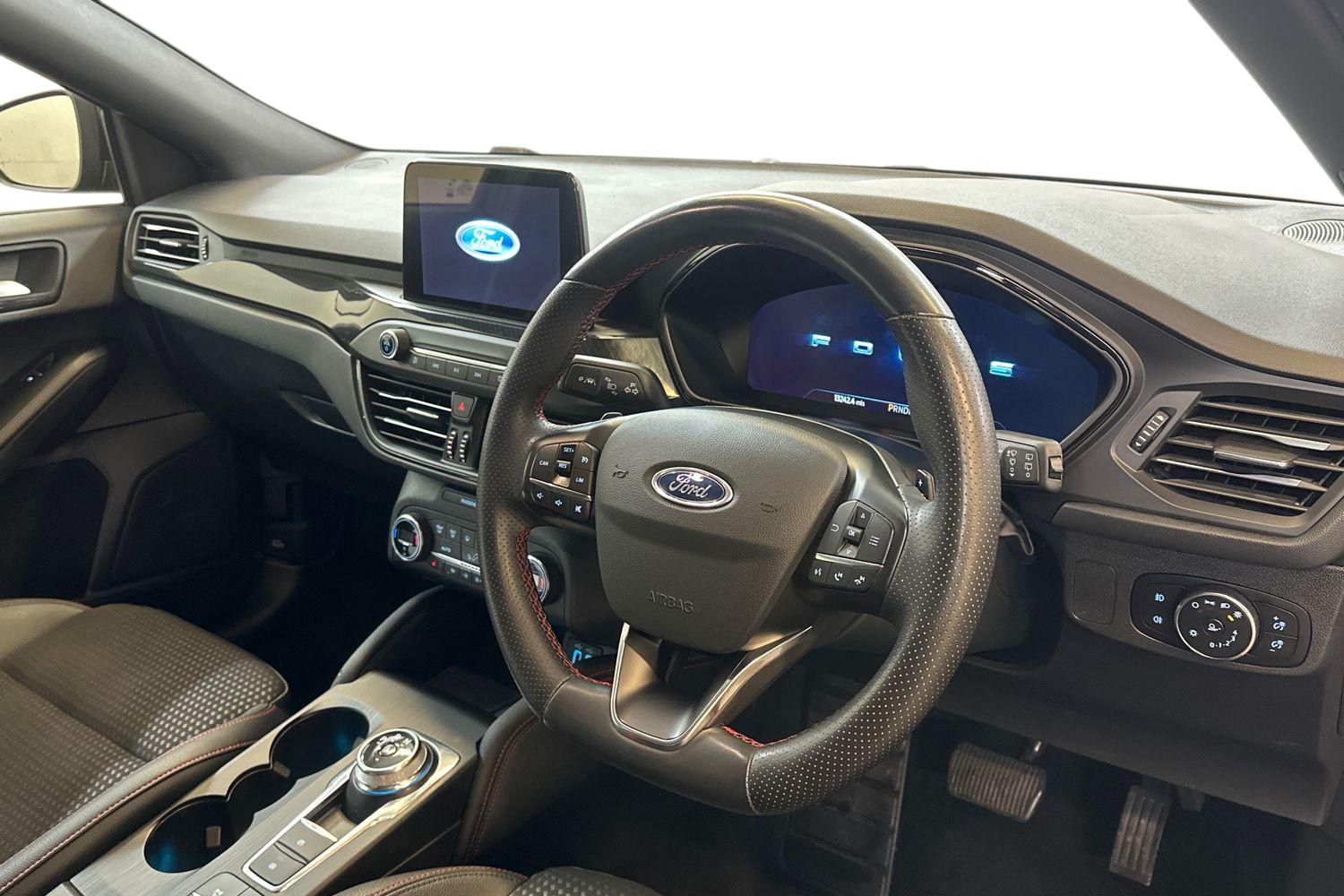 Used Ford Focus 2022 for sale - 76905918: Photo 10