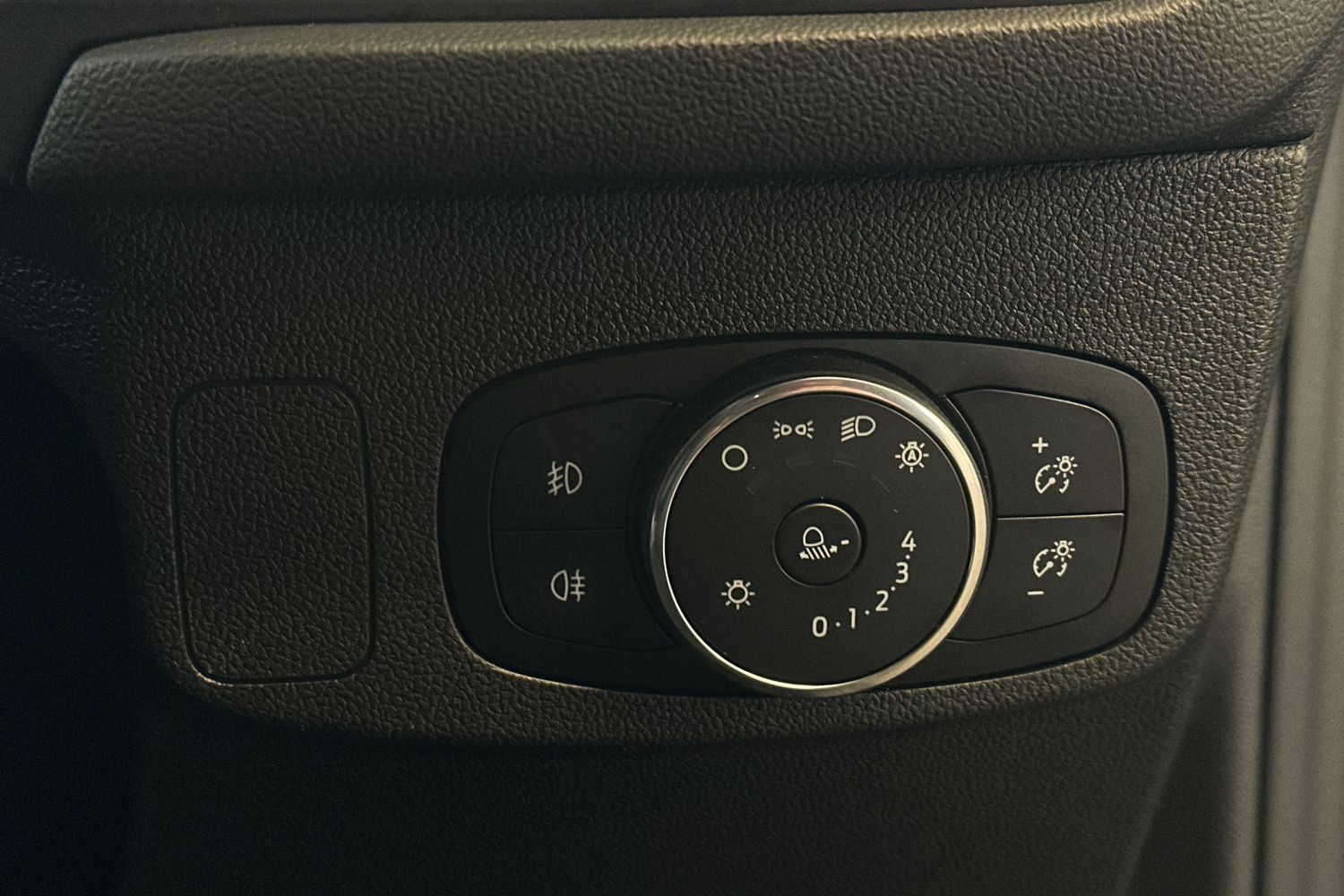 Used Ford Focus 2022 for sale - 76905918: Photo 21