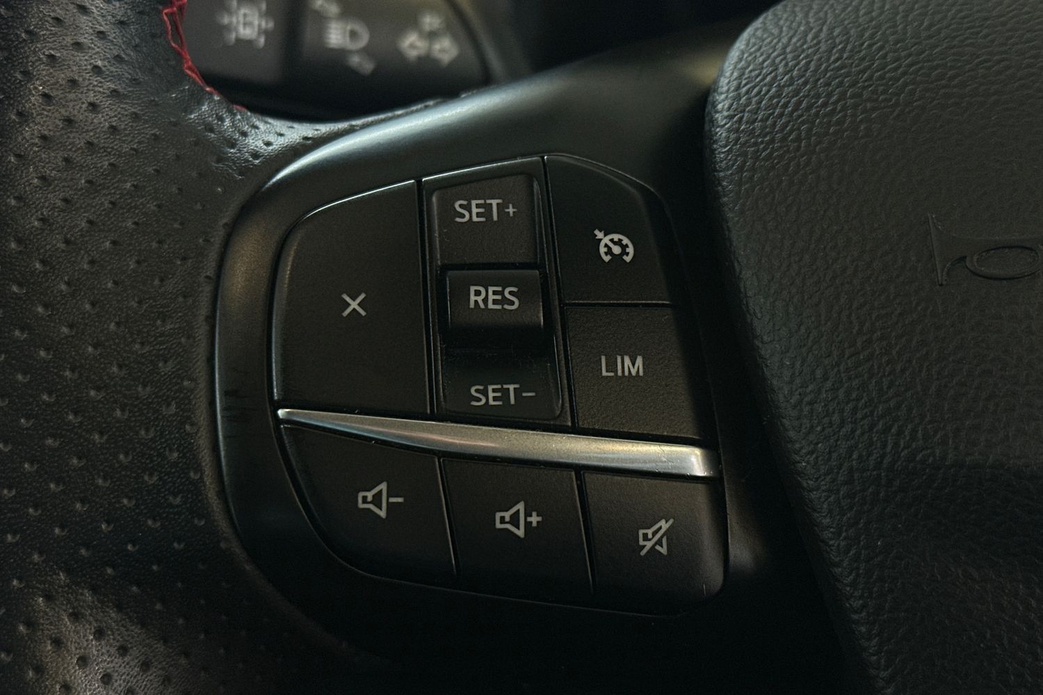 Used Ford Kuga 2020 for sale - 77027850: Photo 31