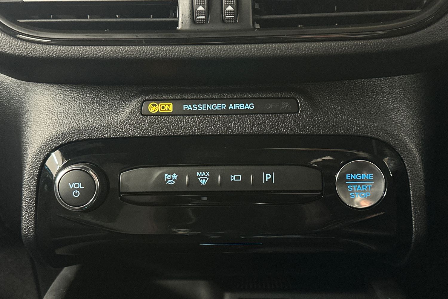 Used Ford Kuga 2025 for sale - 76627484: Photo 34