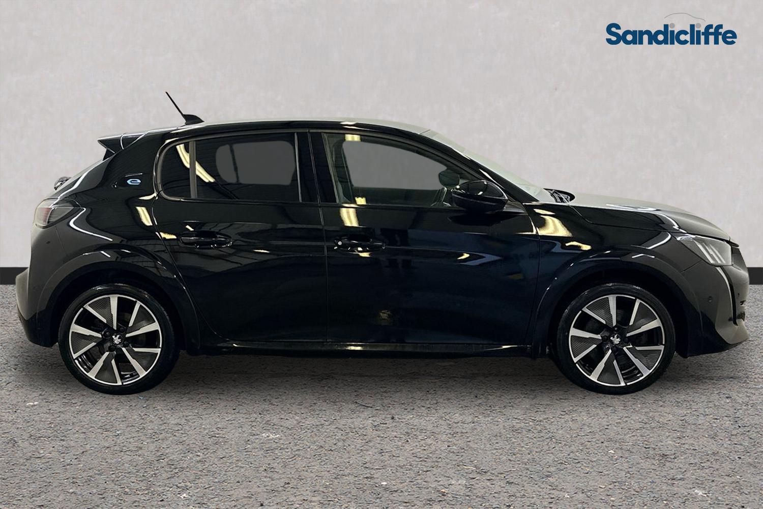 Used Peugeot 208 2021 for sale - 77404429: Photo 3